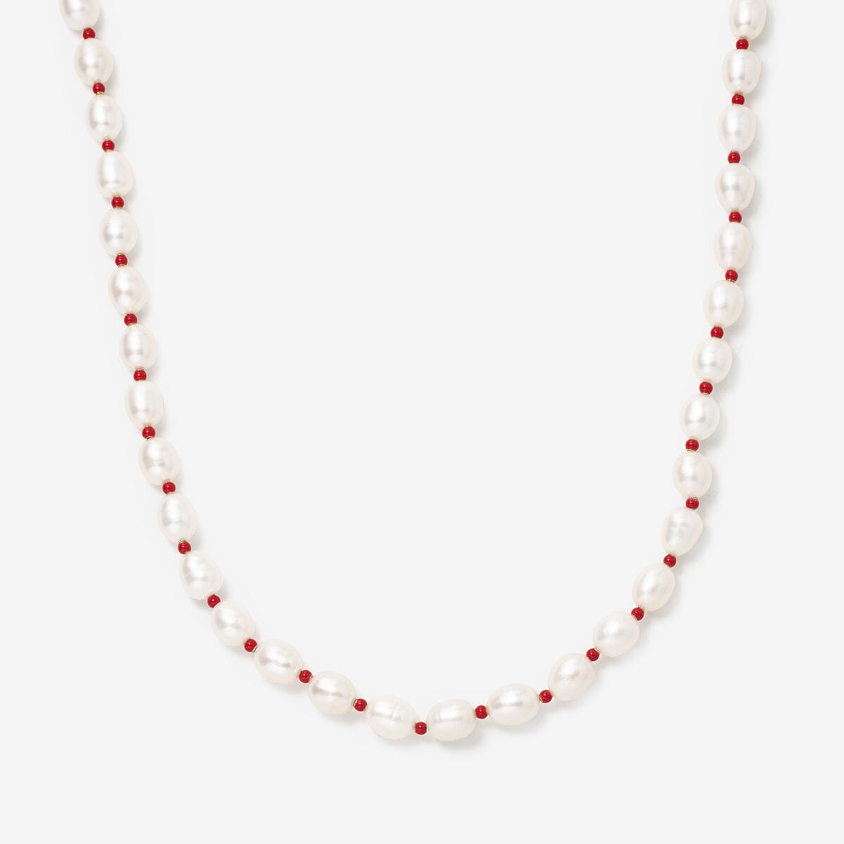 Kurt lipstick pearl necklace