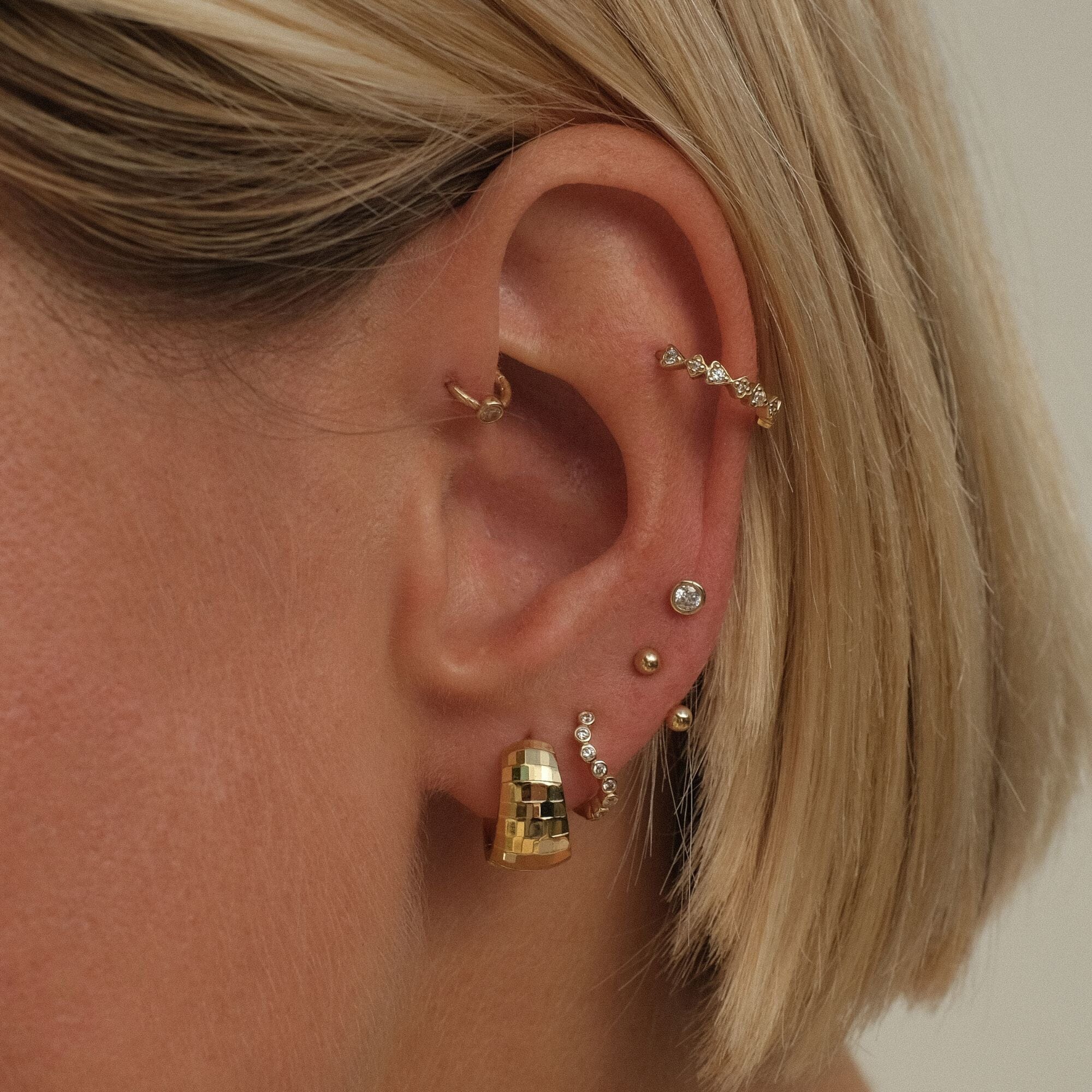 Dent diamond piercing