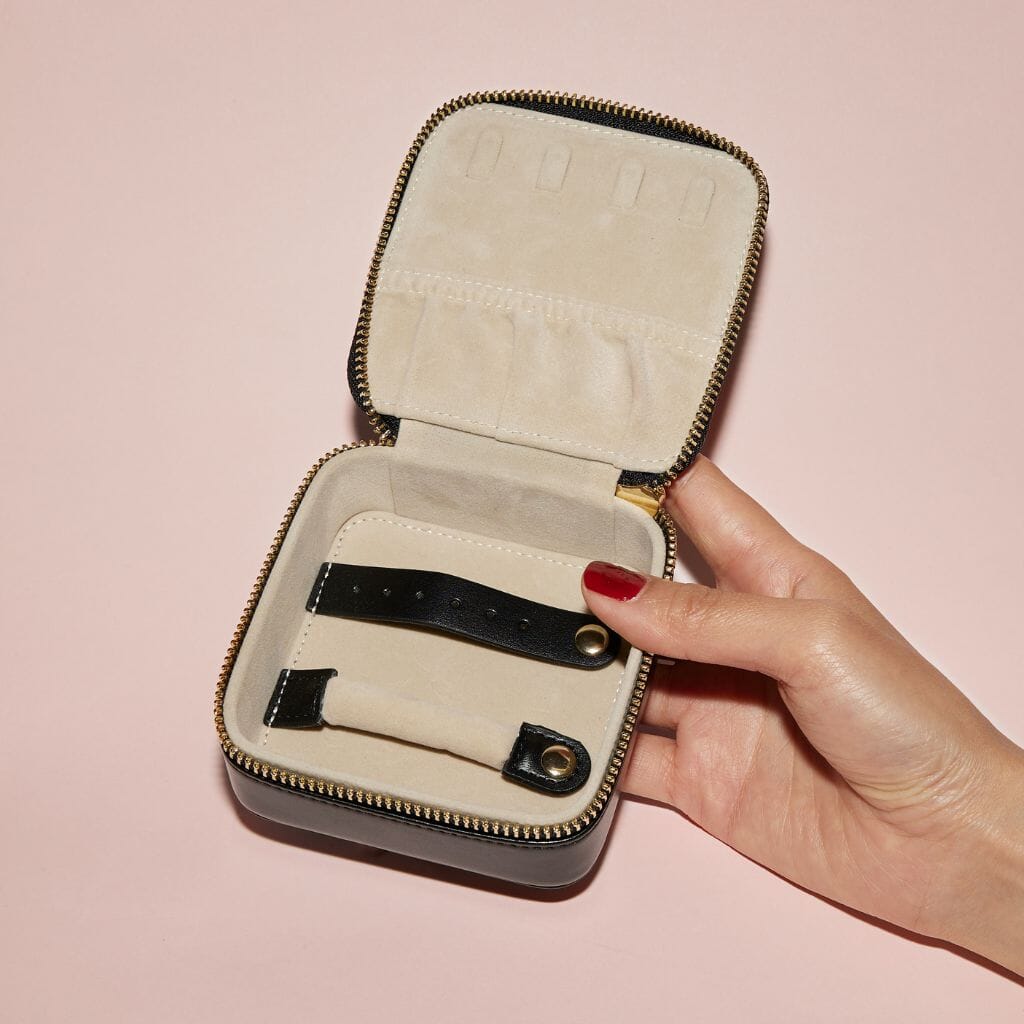 Black travel jewelry case