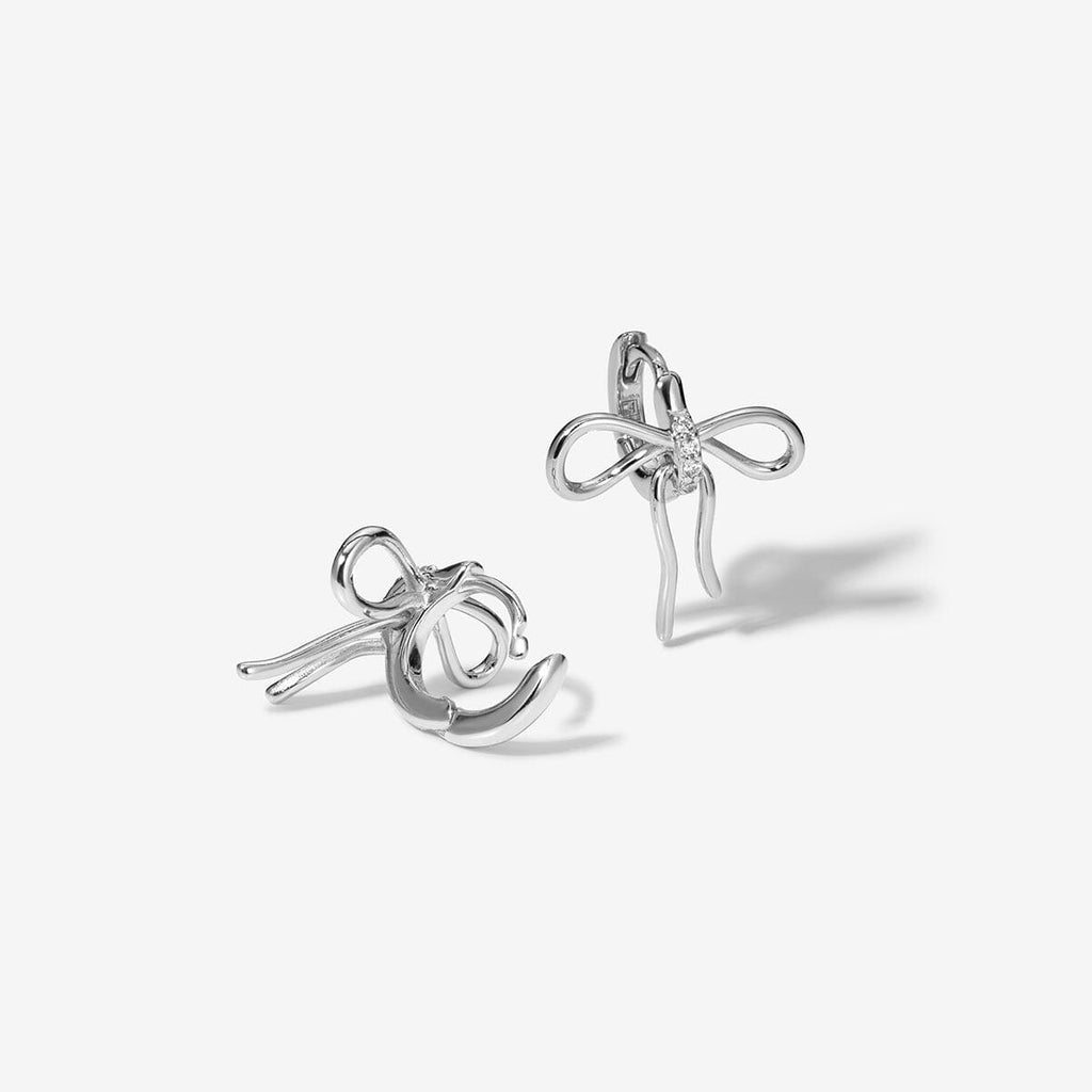 Cliff bow huggie earrings