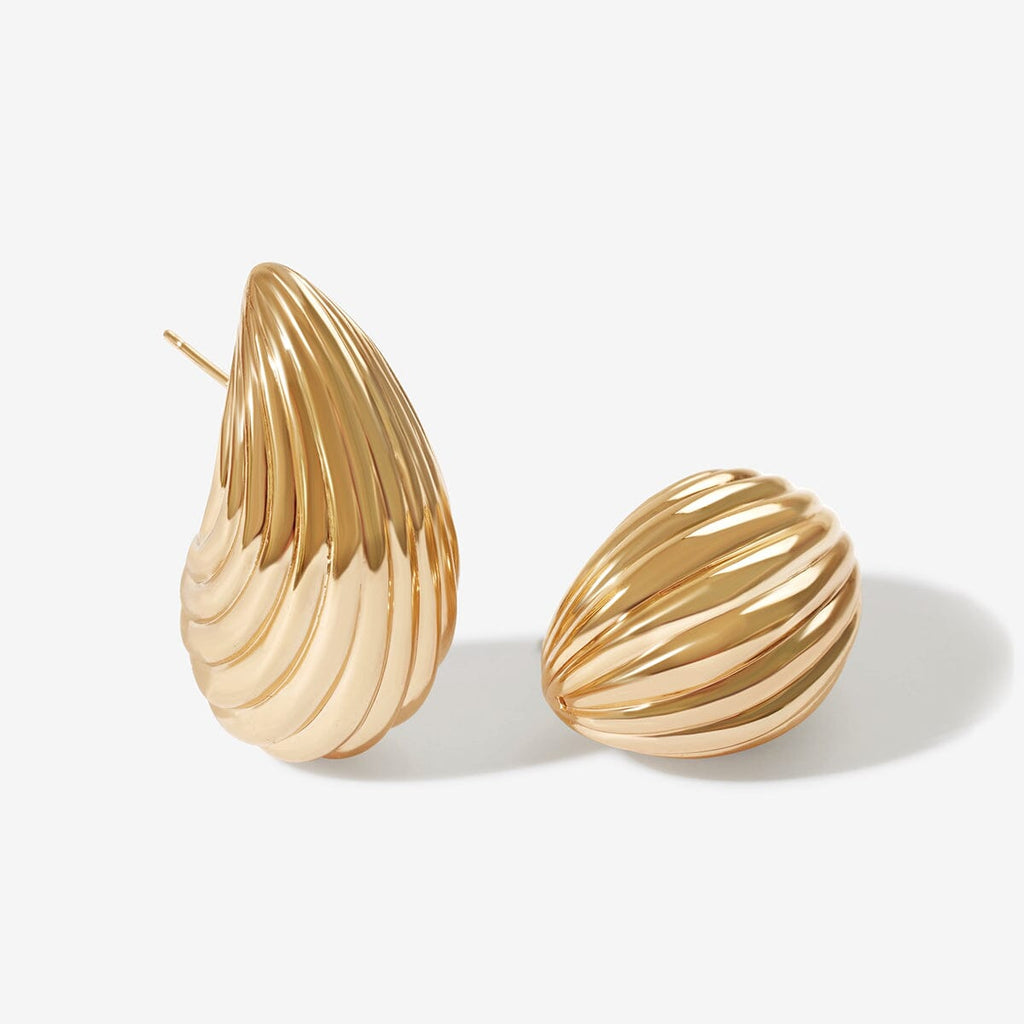 Geller shell earrings