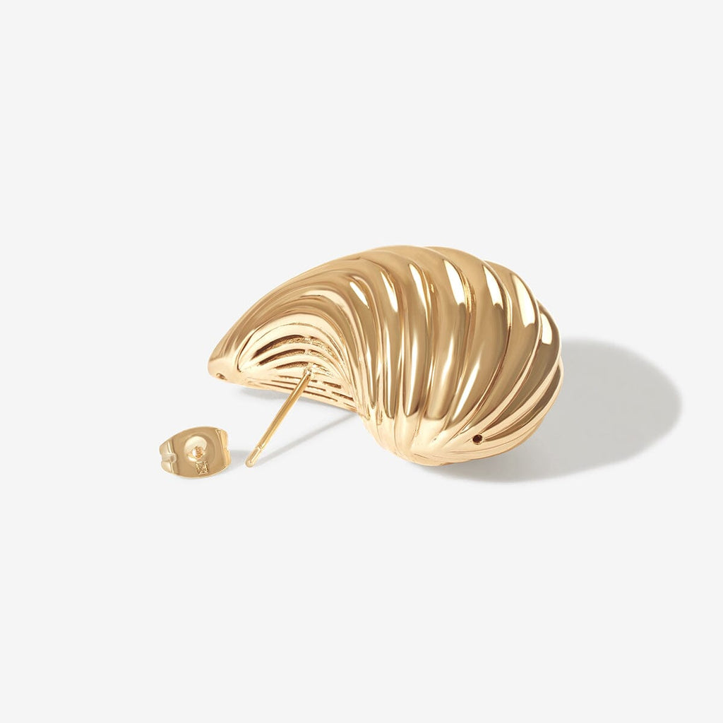 Geller shell earrings