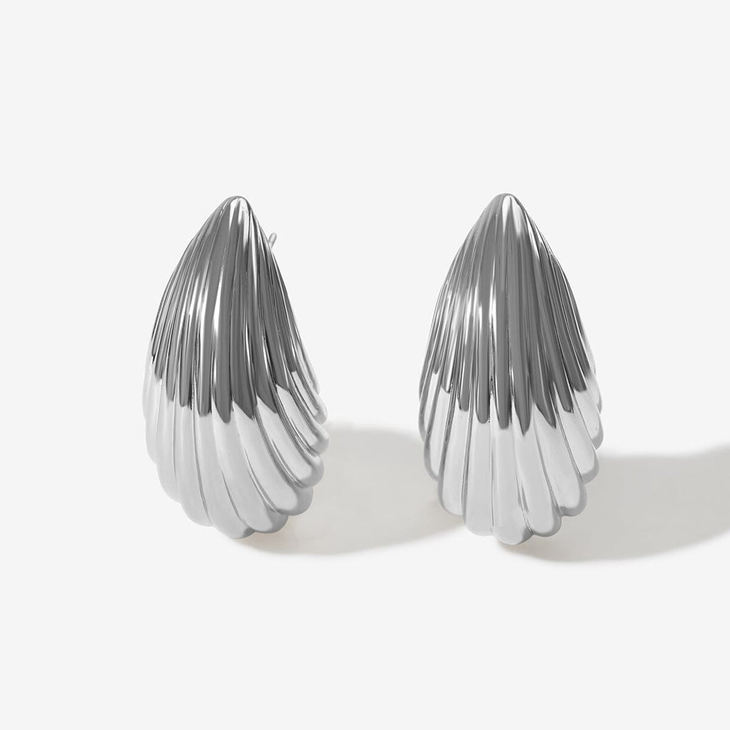 Geller shell earrings