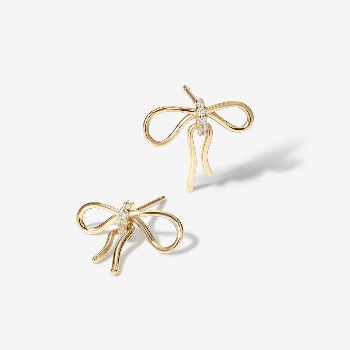 Lars bow stud earrings