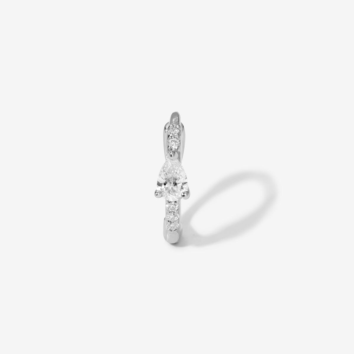 Marmot huggie piercing